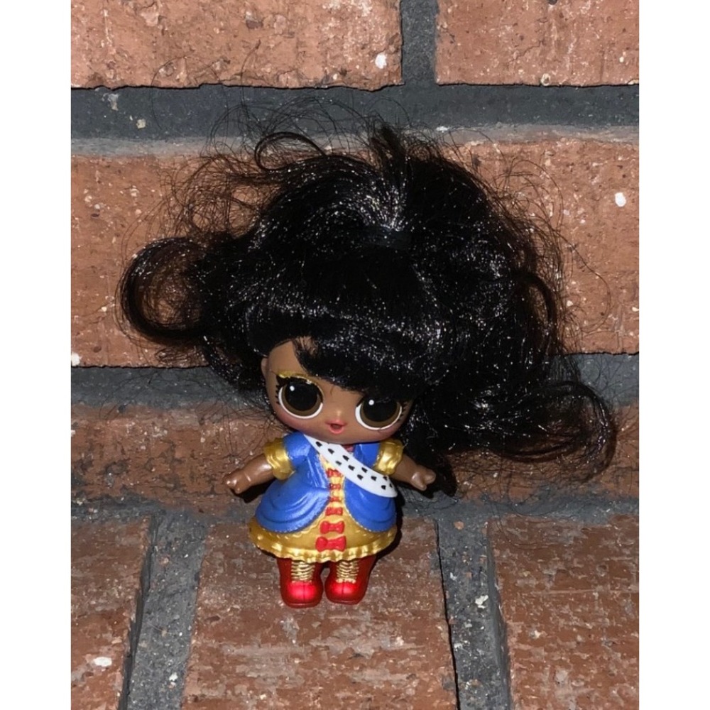 LOL Surprise MGA Entertainment Her Majesty Doll Figure